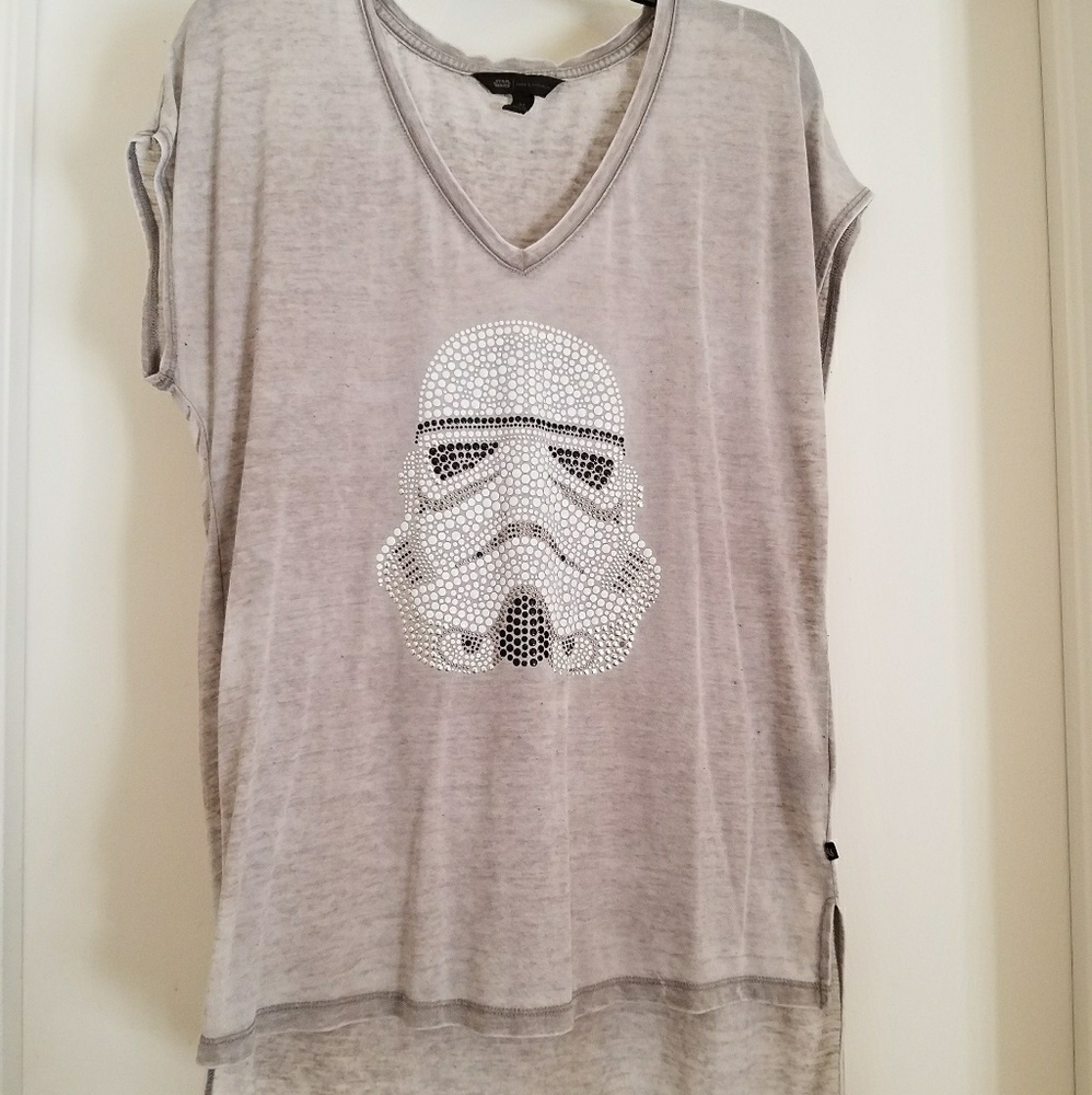 Airy Rock & Republic Stormtrooper tee!